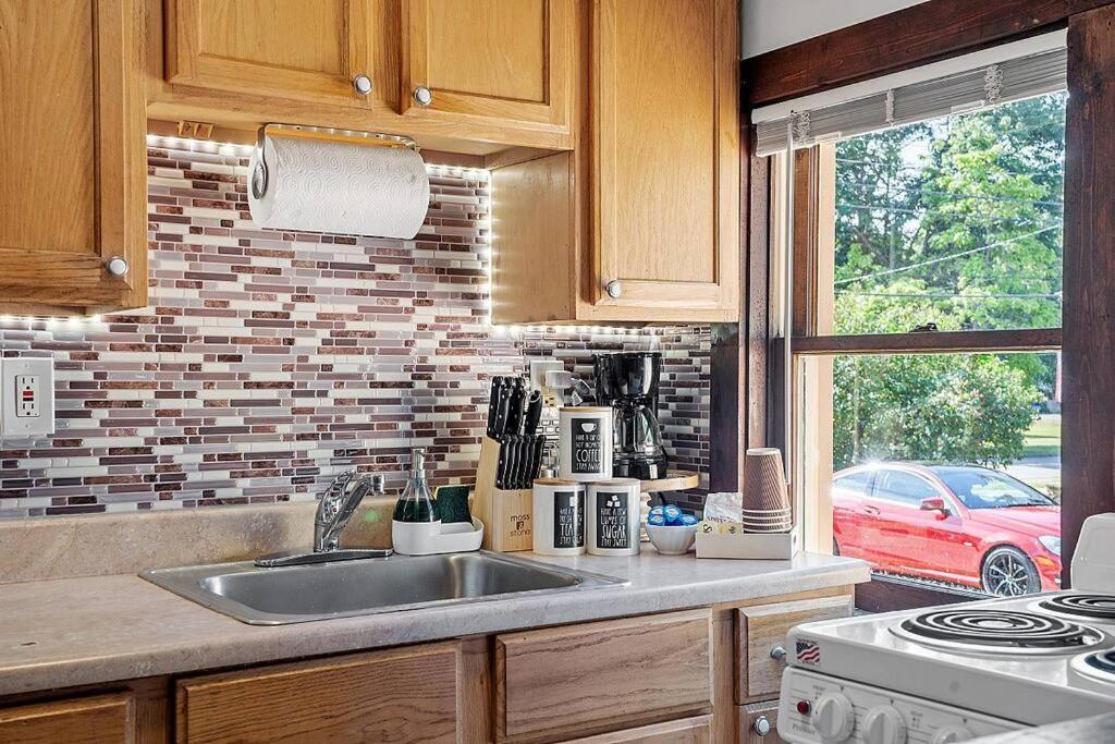 New!! Lovely Unit W/ Private Hot Tub And Patio! Laconia Zewnętrze zdjęcie